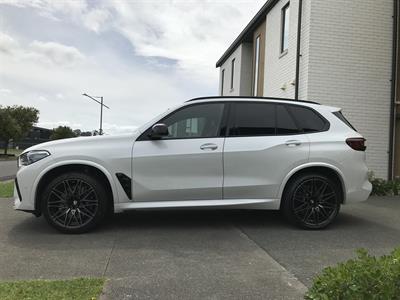 2021 BMW X5 - Thumbnail