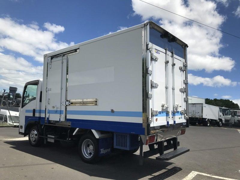 2018 Isuzu Elf