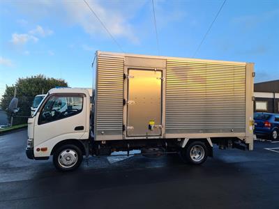 2016 Toyota Dyna