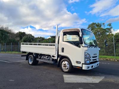 2018 Isuzu Elf - Thumbnail