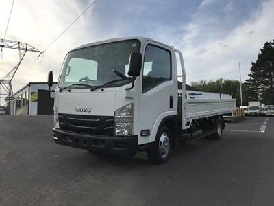 2015 Isuzu Elf