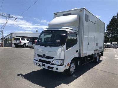 2016 Hino Dutro