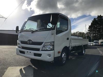 2015 Hino Dutro