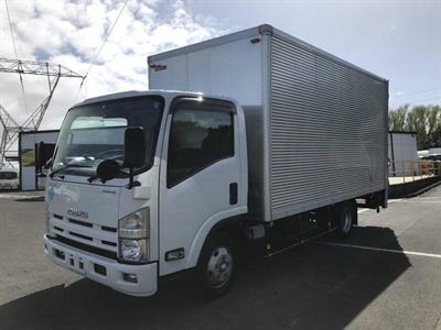 2015 Isuzu Elf