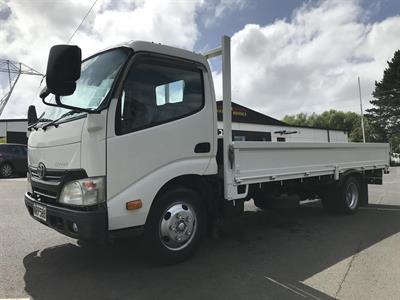 2012 Toyota Dyna - Thumbnail