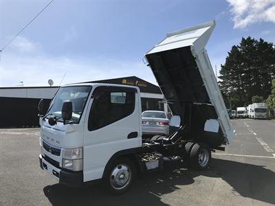 2017 Mitsubishi Canter