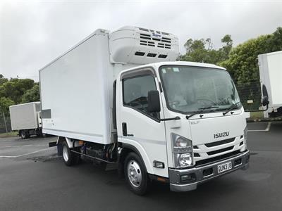 2020 Isuzu Elf - Thumbnail