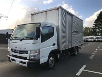 2016 Mitsubishi Canter