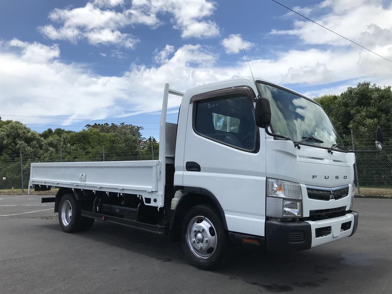 2017 Mitsubishi Canter