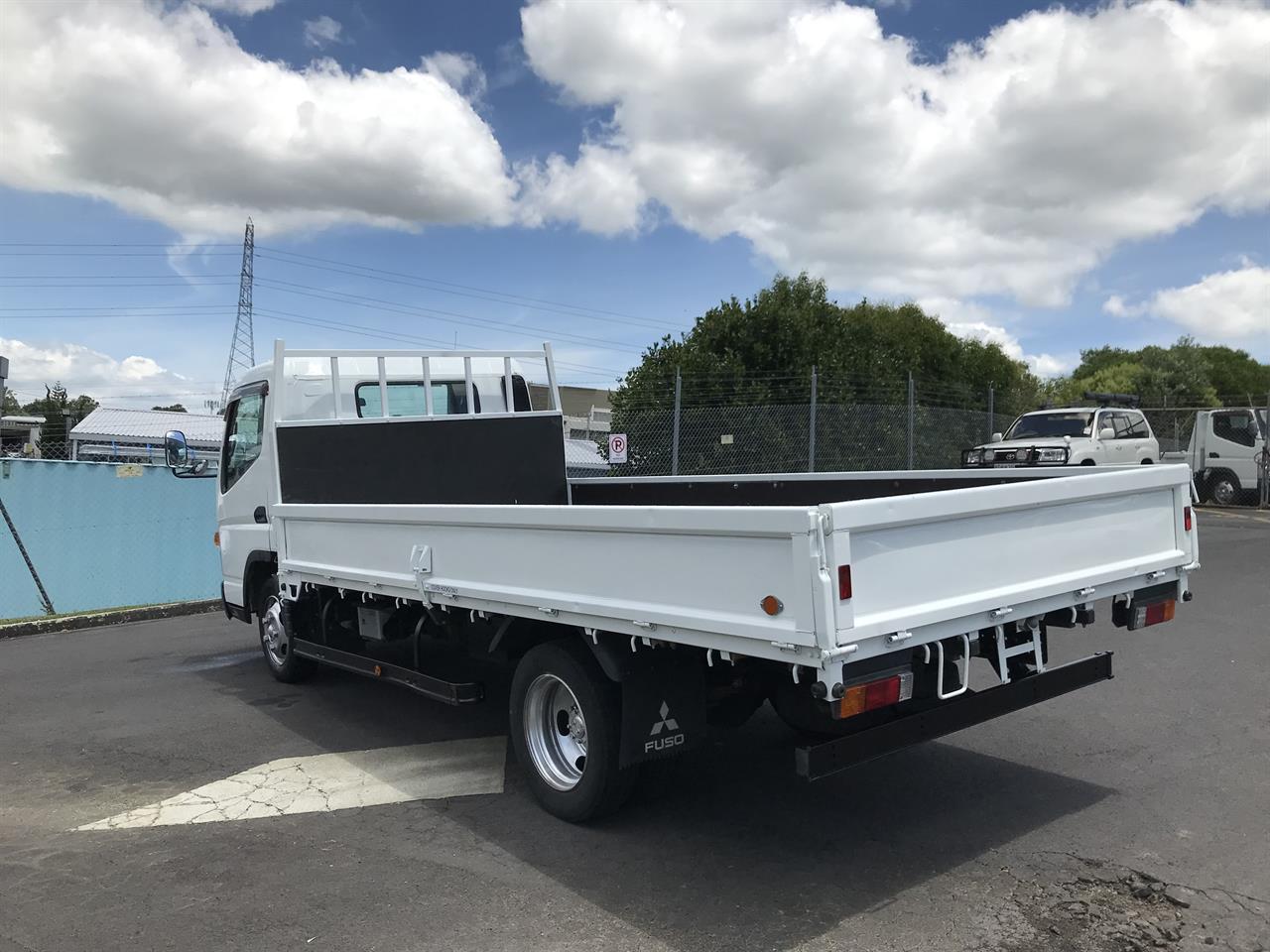 2017 Mitsubishi Canter